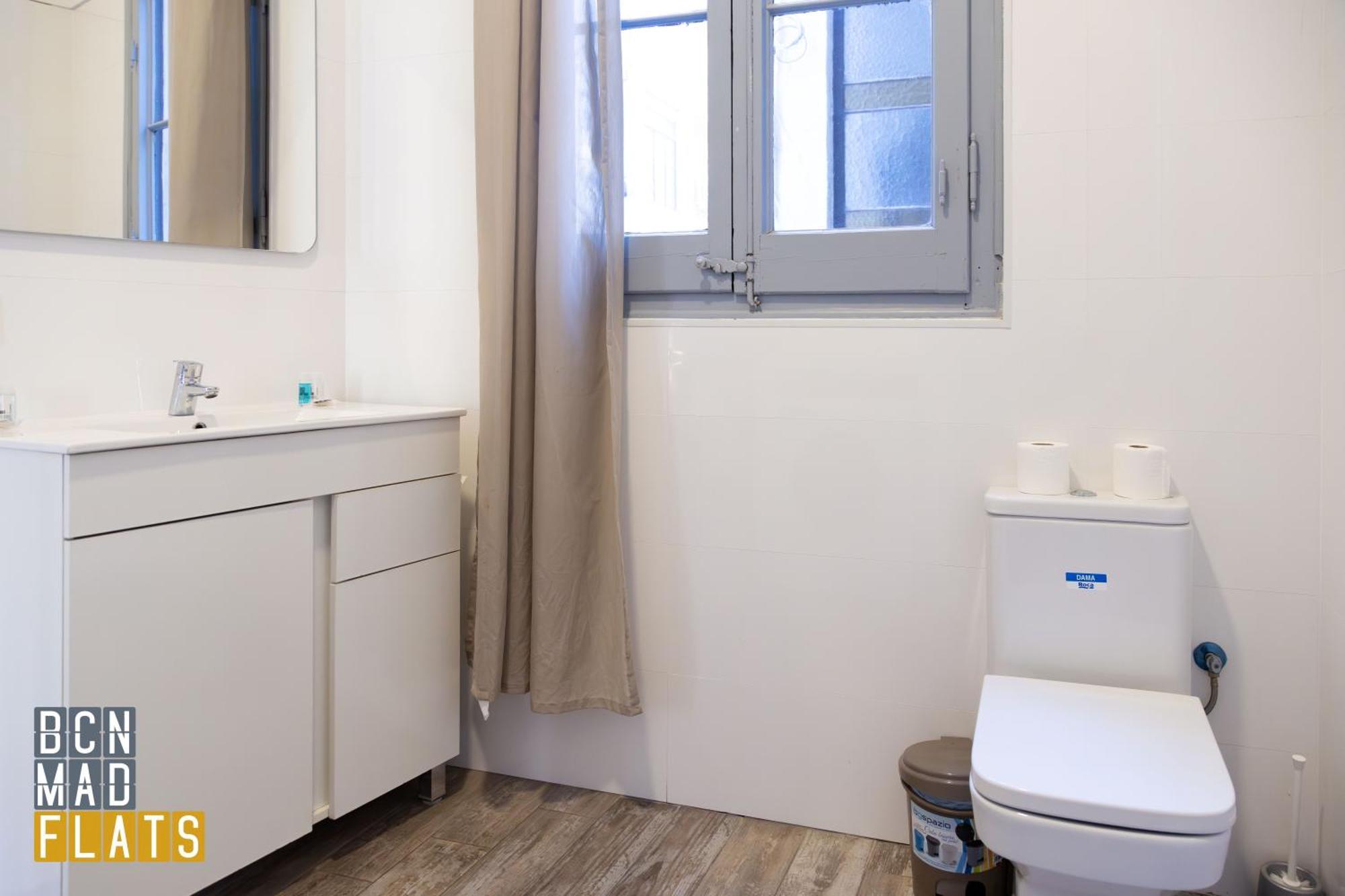 Apartament - Eixample 1a *